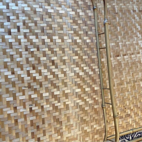 6 Rattan Trays Better Homes and Gardens Reversible Table Cloth - Picture 9 of 16